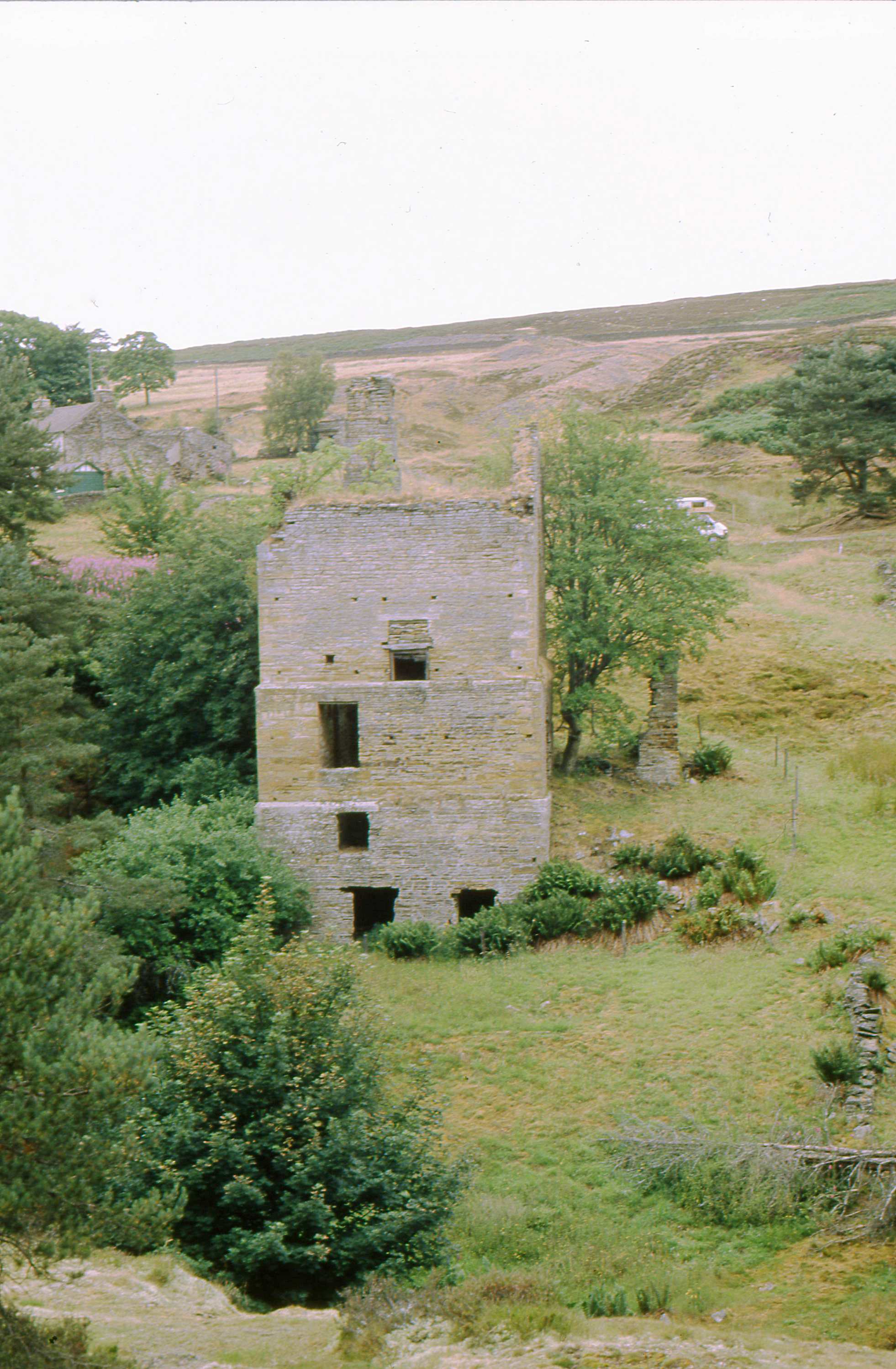 Engine house, Derwent Mines Aug 1989